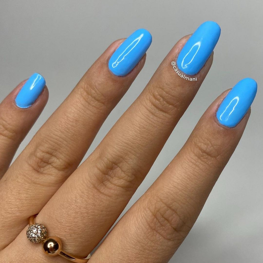 baby blue gel polish on natural nails