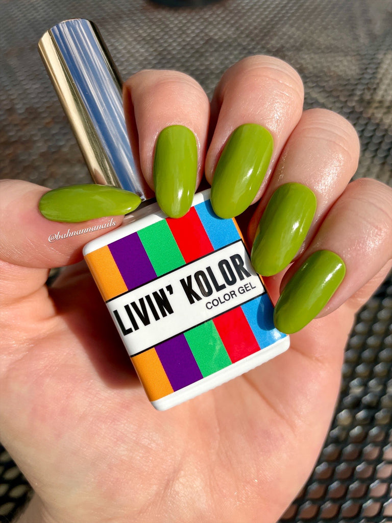 olive green gel polish on natural nails. Gel polish bottle. Artist @bahnannanails