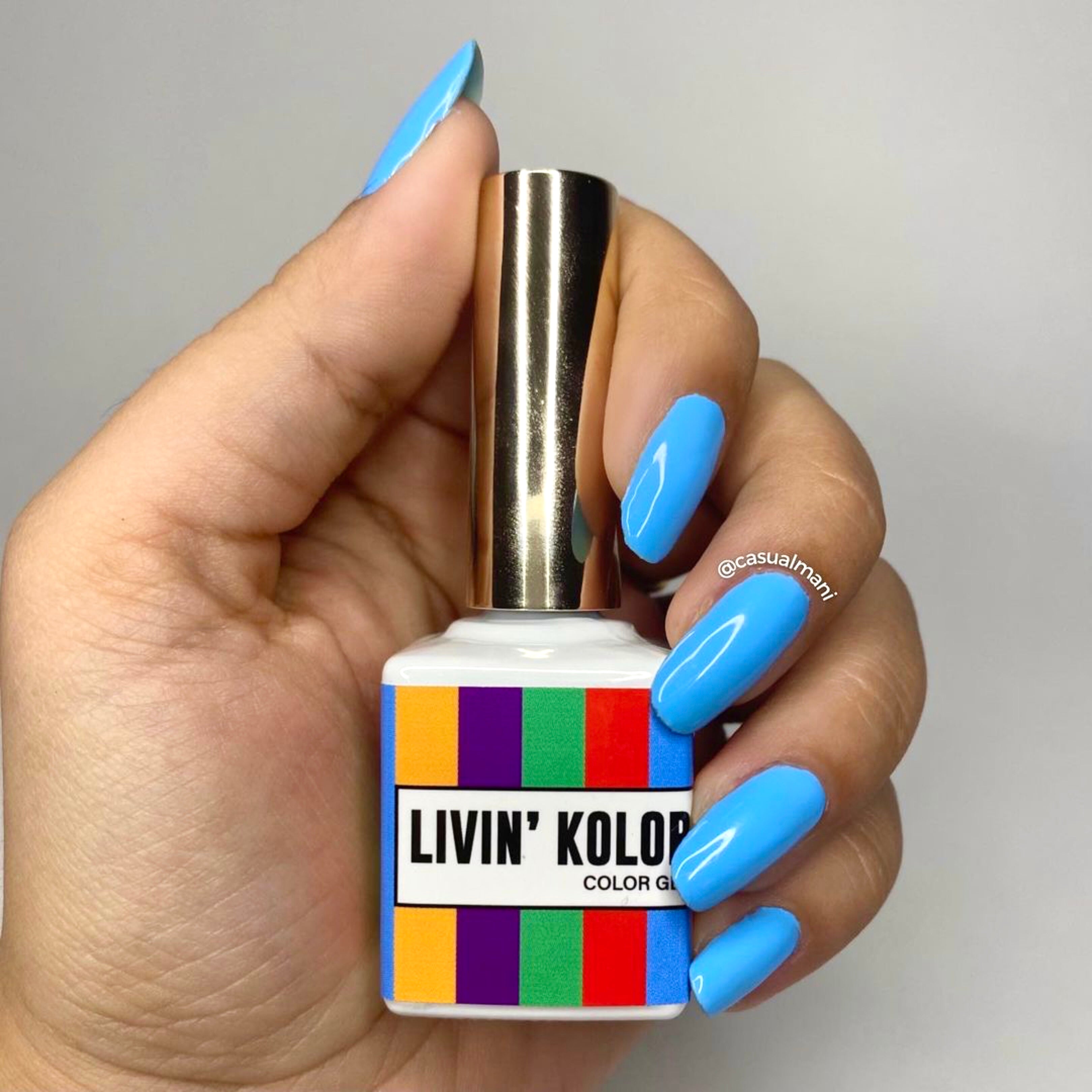 baby blue gel polish on natural nails